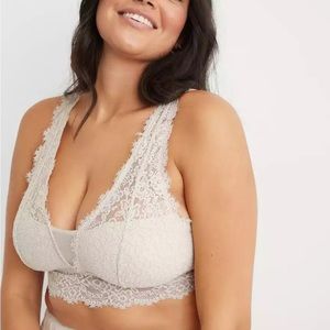 Aerie Eyelash Lace Padded Plunge Bralette